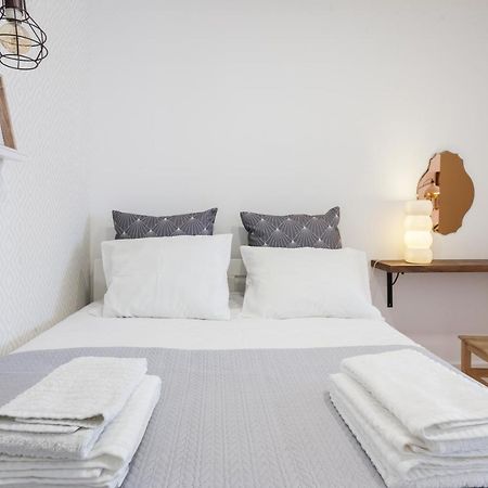 Appartamento Downtown Flat - Metro And Tram28 Lisbona Esterno foto