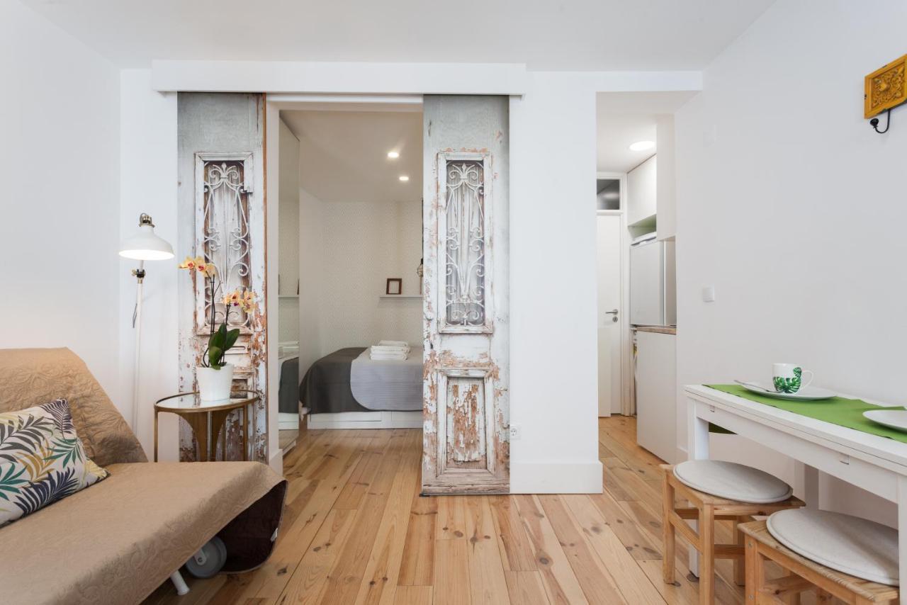 Appartamento Downtown Flat - Metro And Tram28 Lisbona Esterno foto